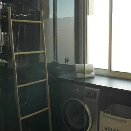 Le Penthouse Des Halles شقة