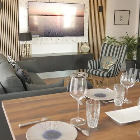 Le Penthouse Des Halles * بيربينيو